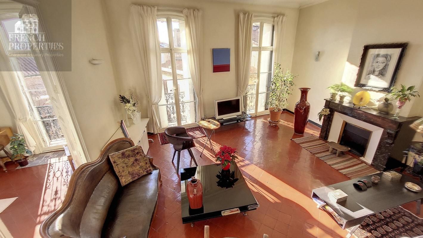 PERPIGNAN APPARTEMENT BOURGEOIS DE 156 M² . TRES BEL IMMEUBLE DU CENTRE VILLE DE PERPIGNAN . TROISIEME ETAGE 3