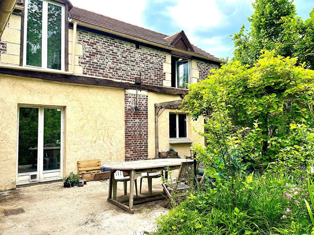 BETHISY-SAINT-PIERRE A 20 min de COMPIEGNE MAISON 4 chambres avec jardin 1