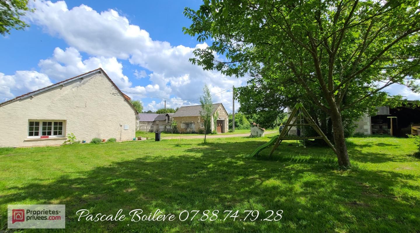 NOYANT-VILLAGES Maison 163 m² - 6 ha de terrain - NOYANT VILLAGES (49390) 2