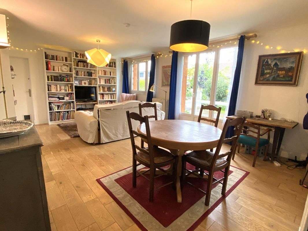 VILLEJUIF Maison Villejuif 6 pièce(s) 100 m2 2