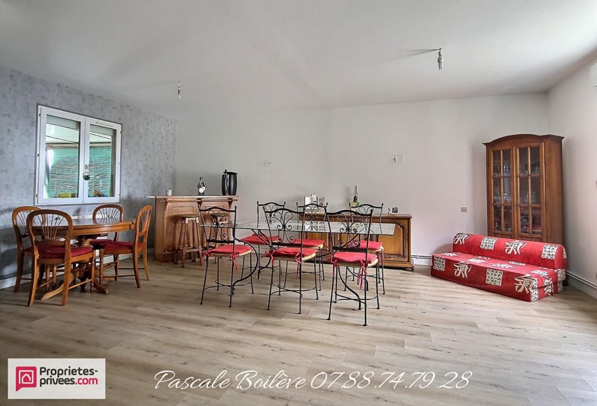 ALLONNES Maison PLAIN-PIED 171 m² - 4 chambres - ALLONNES (49650) 2