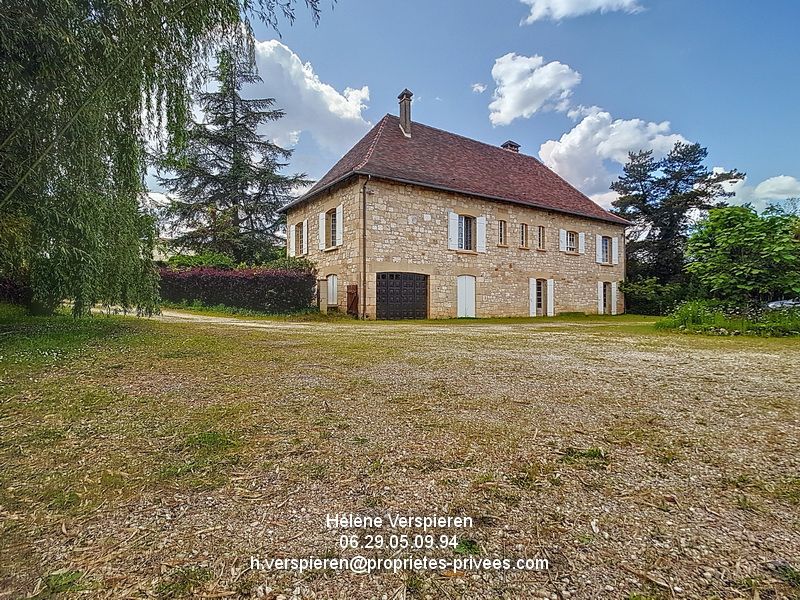 BEAUMONT-DU-PERIGORD Maison 10 pièce(s) 217 m2 hangar 300 m2 jardin 7000 m2 2
