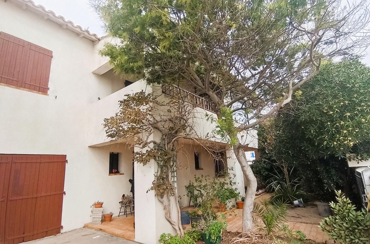 A vendre - Grande maison familiale au coeur des Saintes-Maries-de-la-Mer