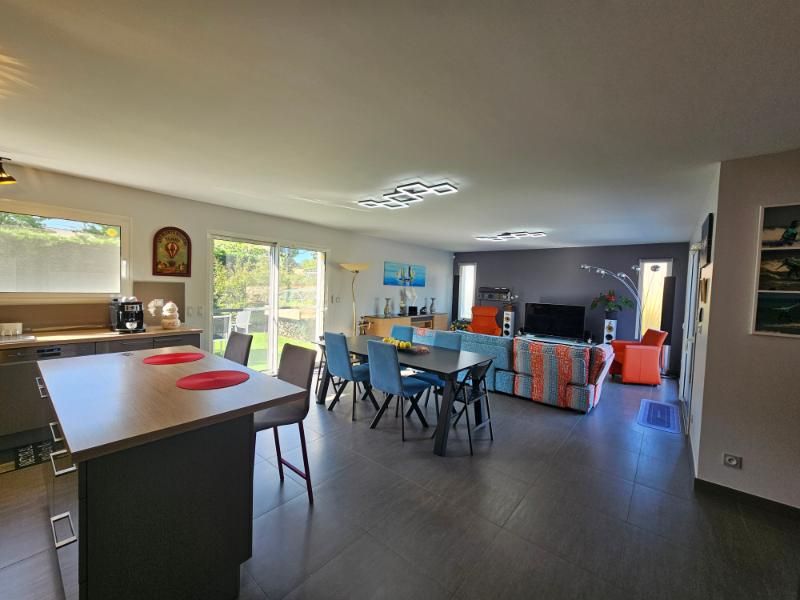 BOULAZAC Maison contemporaine avec piscine et suite parentale à Boulazac Isle Manoire 4