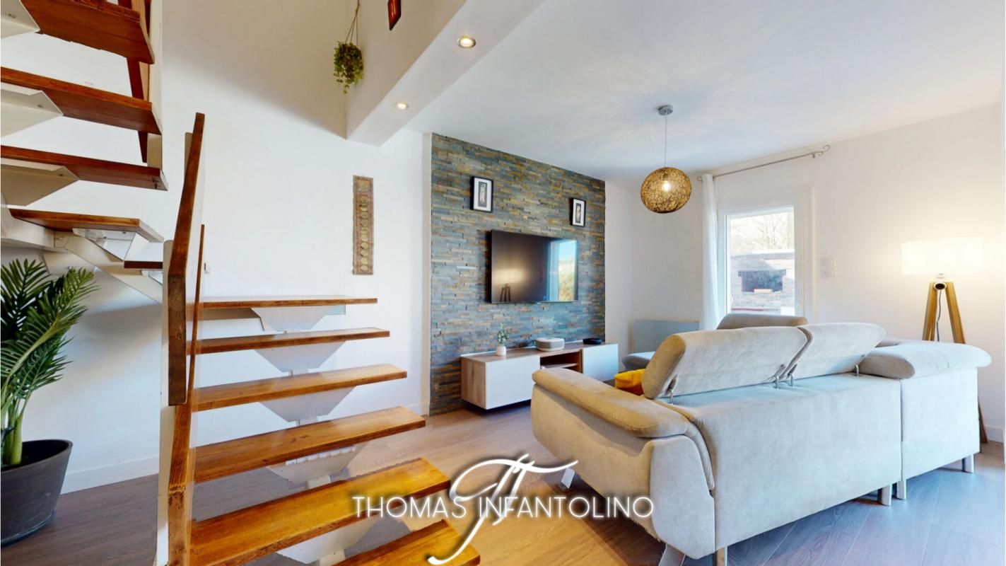 EN EXCLUSIVITE - MAQUENS - MAISON R+1 - 4 CHAMBRES - GARAGE