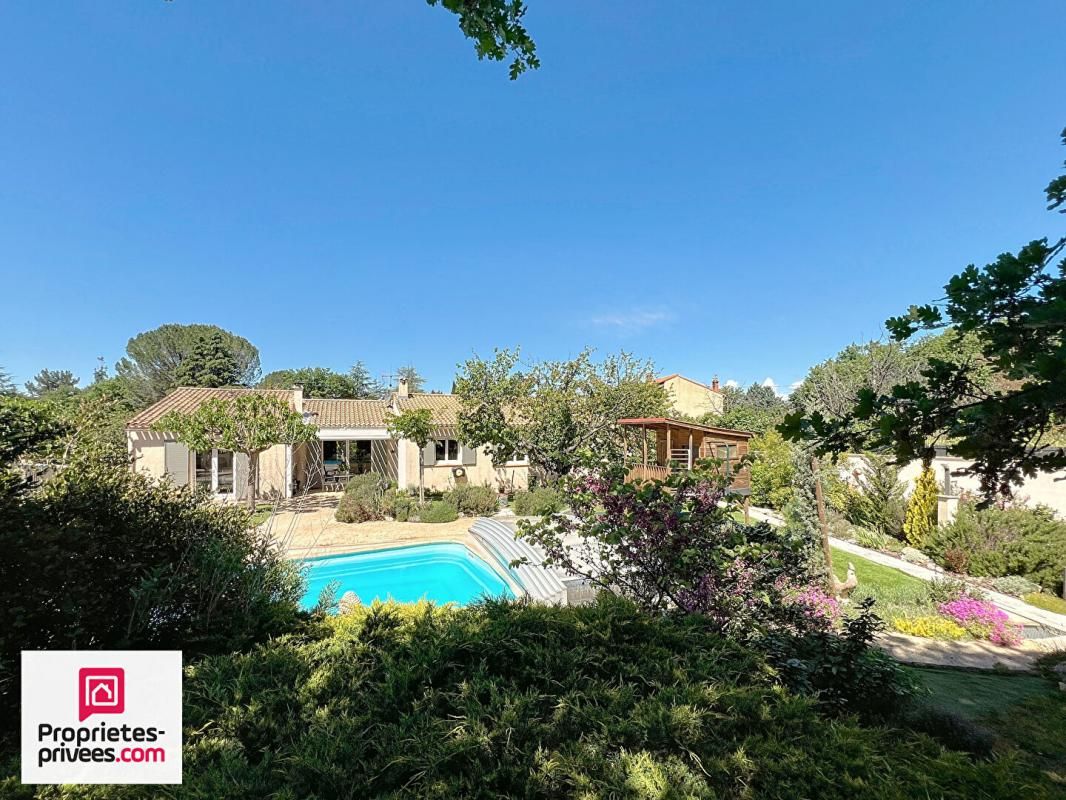 RIANS Rians VILLA T 7  155 m² AVEC PISCINE GARAGE STUDIO 3