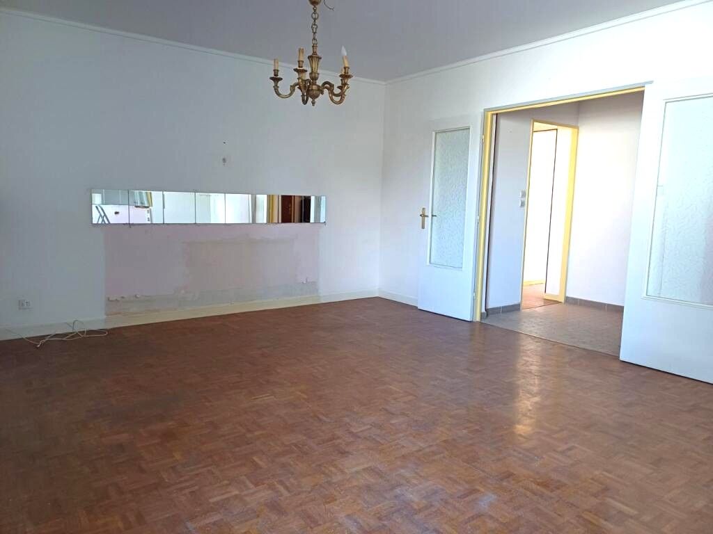 LYON-8E-ARRONDISSEMENT Appartement T4 de 79 m2 2
