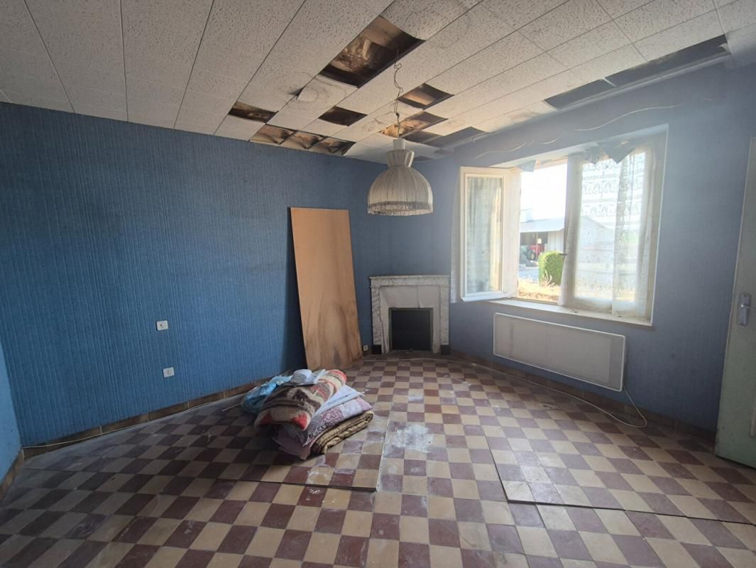 COGNAT-LYONNE Maison Cognat Lyonne 3 pièce(s) 80 m2 3