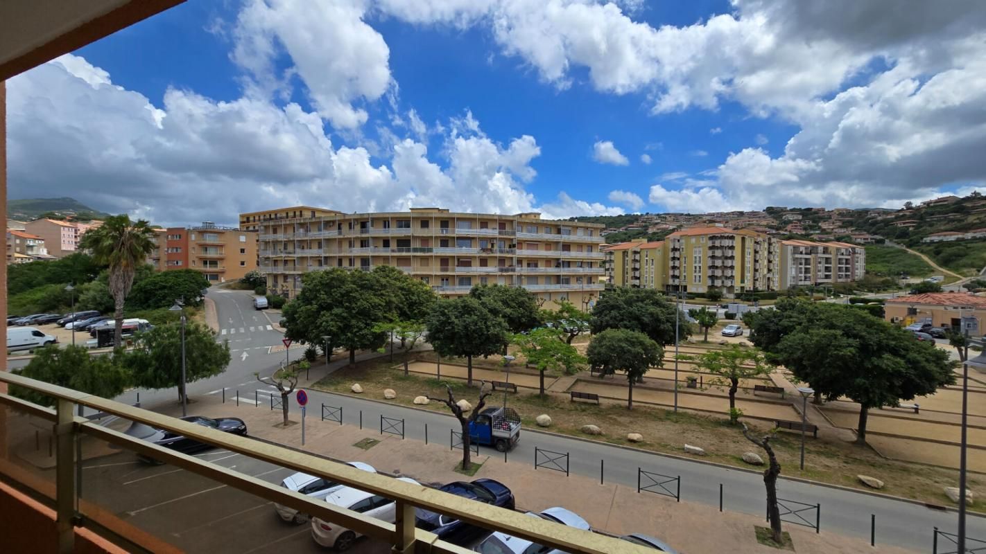 PROPRIANO Appartement Propriano 1 pièce(s) 40 m2 avec balcon 1