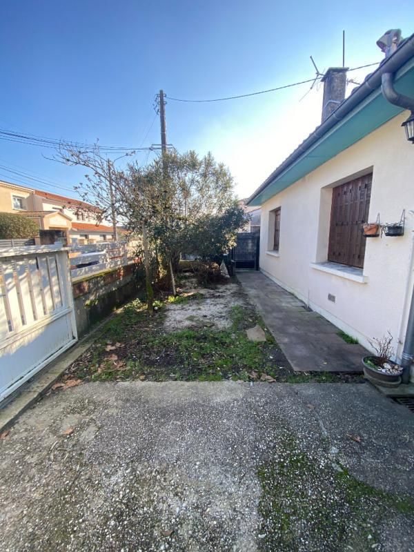 LE BOUSCAT LE BOUSCAT LAFON FELINE MAISON 68 M2 avec GARAGE de 21 m2 3