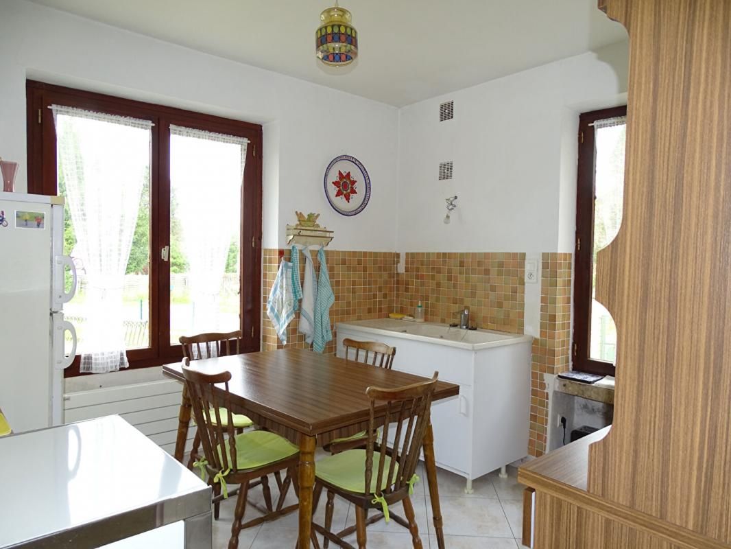 THONAC Maison Thonac 6 pièce(s) 89.40 m2 4