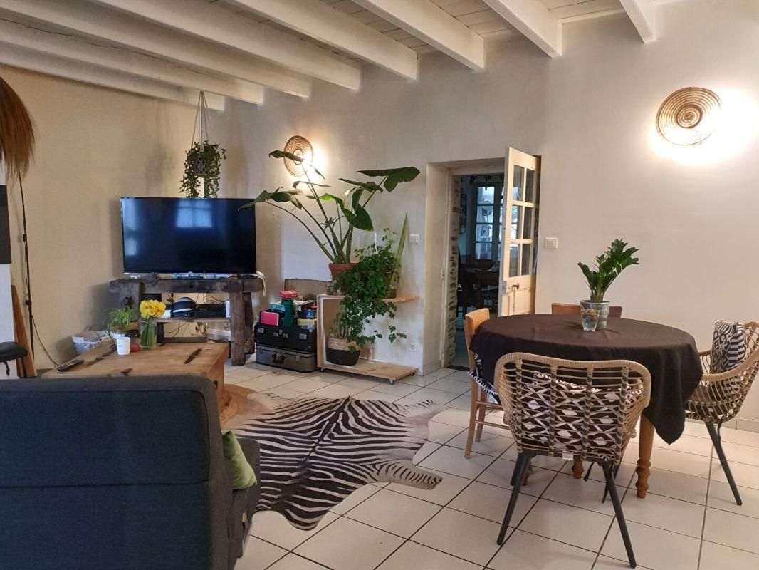 DIVATTE-SUR-LOIRE Maison Barbechat (44450), 200 m², 5 chambres + bureau, 1 700m² terrain 3