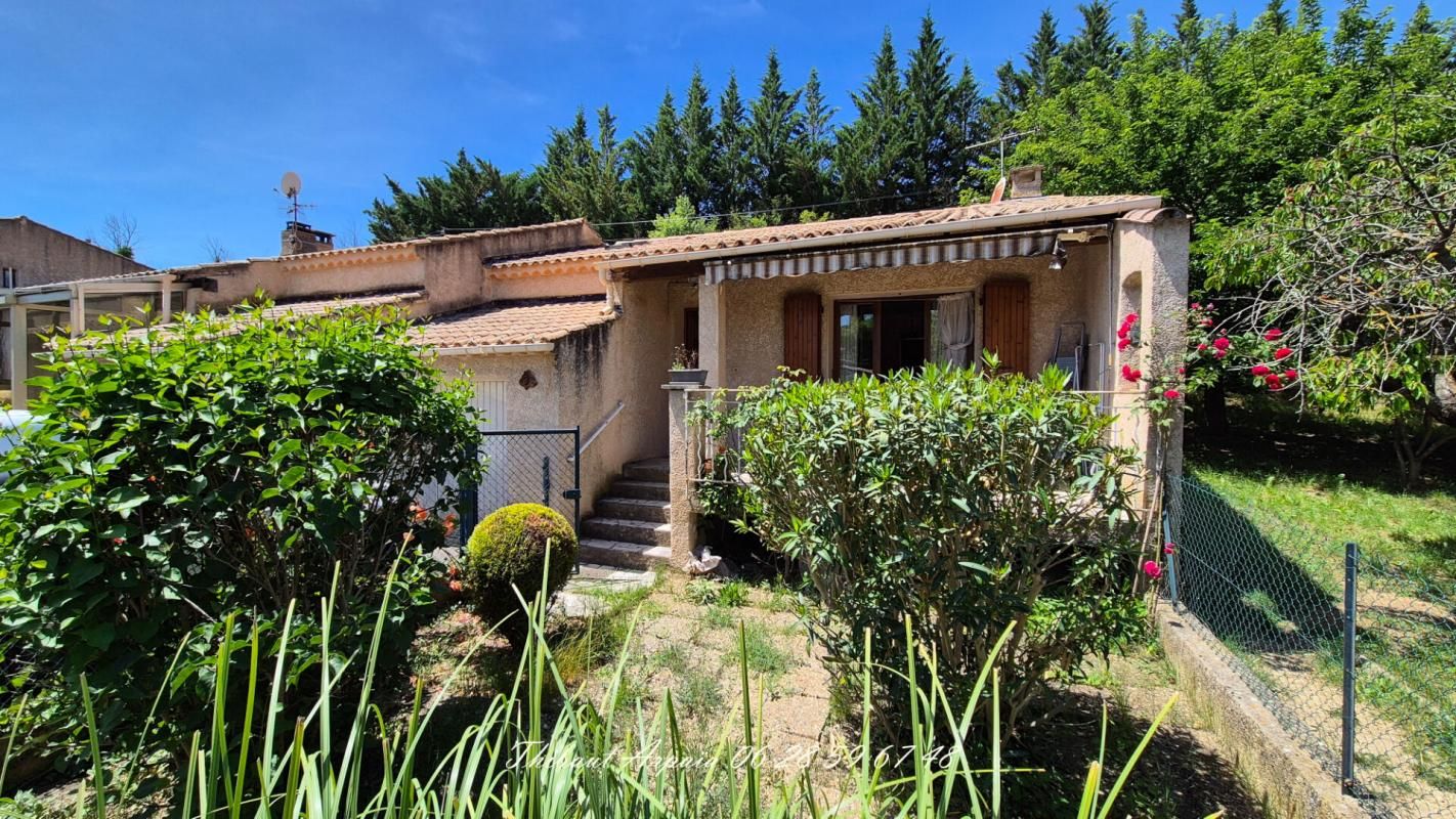 Maison de plain-pied 3 pièce(s) 60 m2 à Valensole avec garage et place de parking