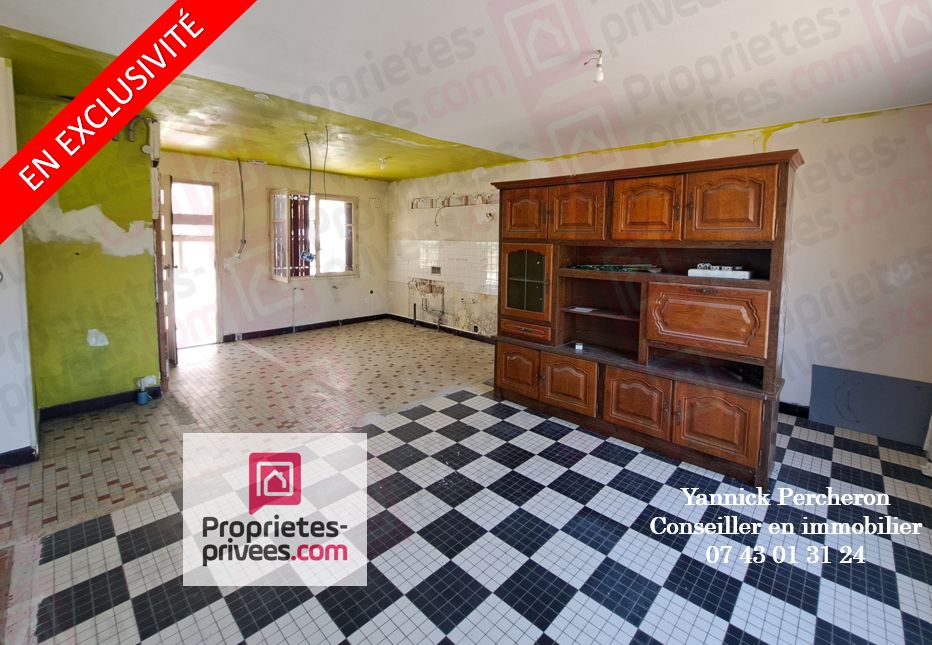NOYANT Maison de ferme sur 3000m² 4