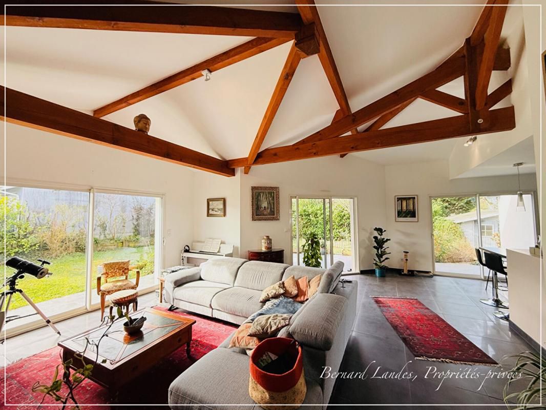 DAX Maison 4 pièce(s) 106.77 m2 4