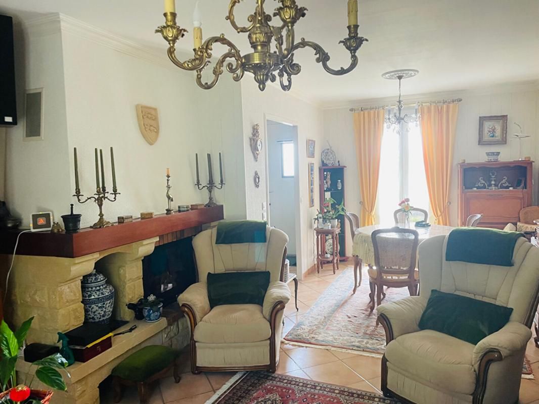 VERNOUILLET Maison Vernouillet 4 pièce(s) 103 m2 avec 3 chambres, garage, grenier, jardin 4