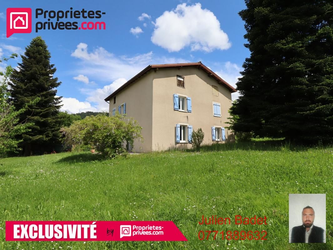 ESCOUTOUX Maison Escoutoux 8 pièce(s) 155 m2 , grange, Terrain et vue sur les Volcans 1