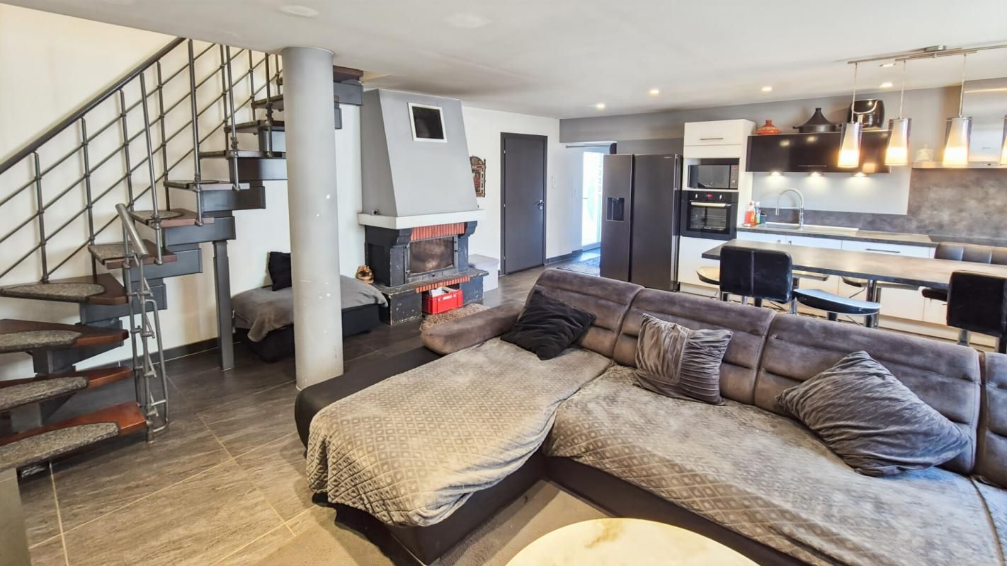 OBERHOFFEN-SUR-MODER À vendre Appartement triplex 136m2 au sol autonome énergétiquement à Oberhoffen-sur-Moder, au coeur du village 2