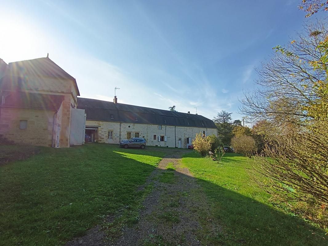 MAGNY-COURS ANCIEN DOMAINE AGRICOLE D'UN CHATEAU - 20 MN MAGNY-COURS 4