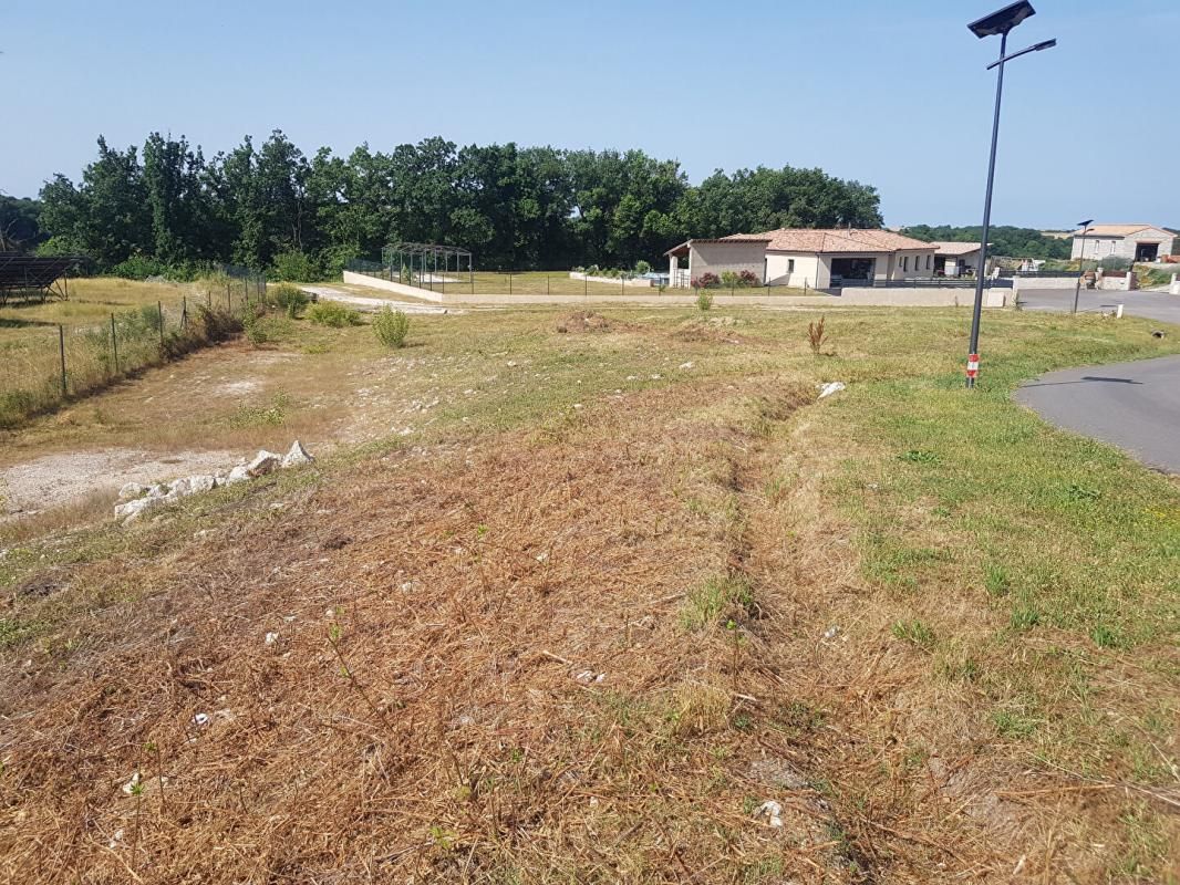 CARMAUX Terrain constructible, Carmaux 1759 m2 3