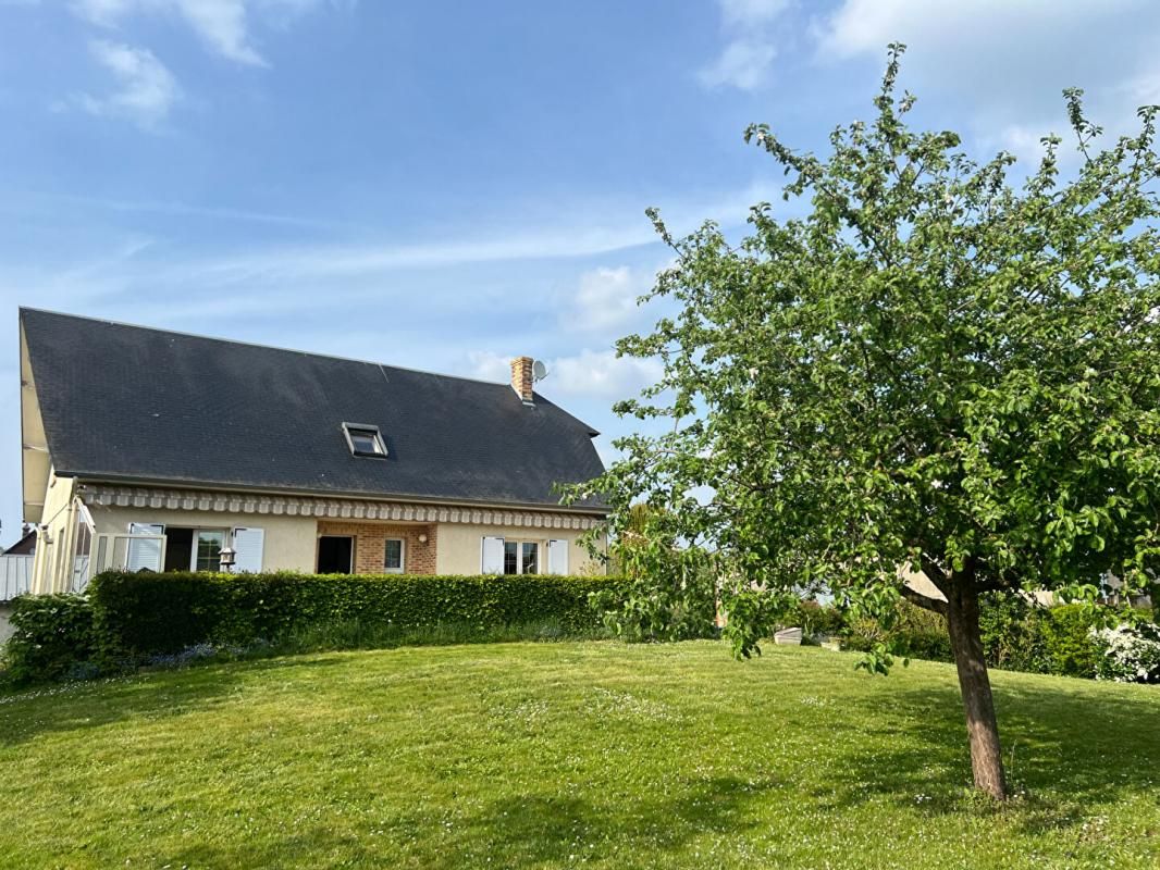 GOURNAY-EN-BRAY Maison 4/5 chambres centre Gournay en Bray 2