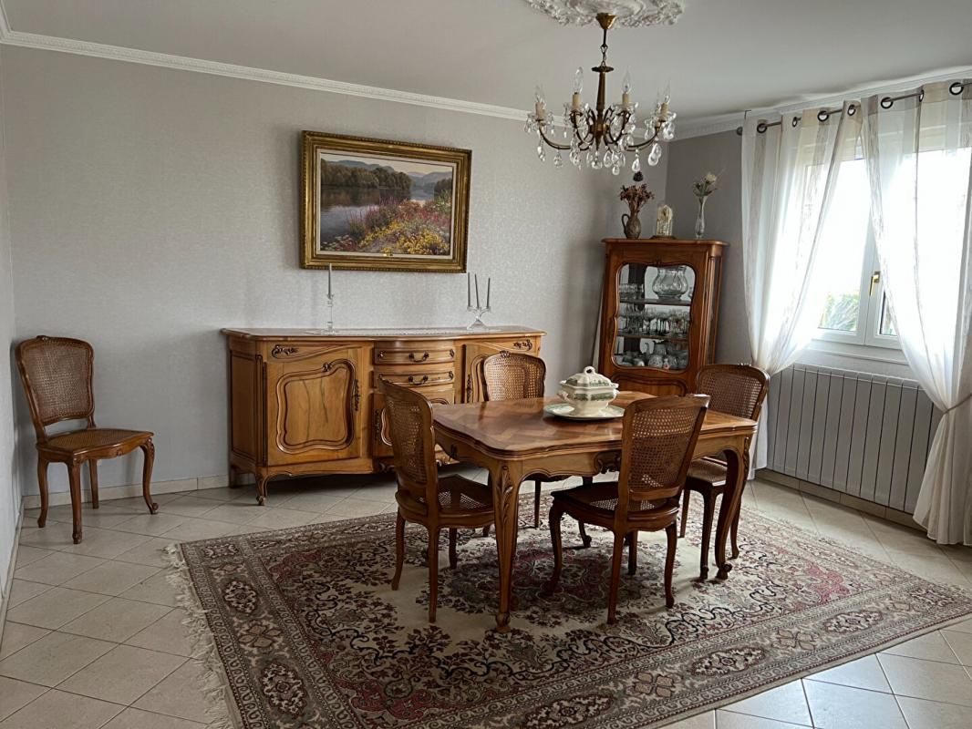 GOURNAY-EN-BRAY Maison 4/5 chambres centre Gournay en Bray 4