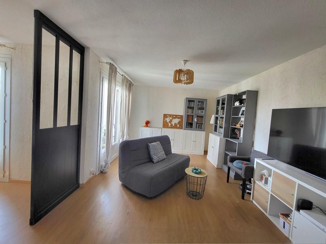 PERPIGNAN Appartement F3/4 avec balcons 2