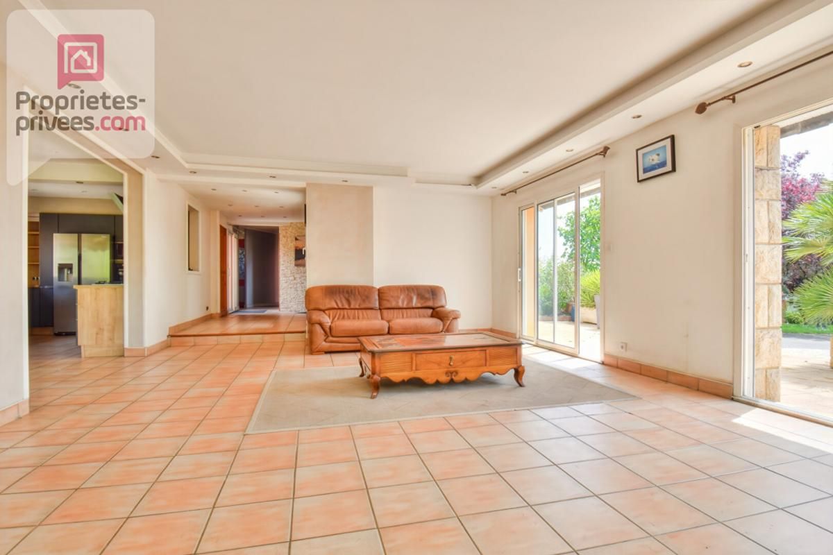PLEUMEUR-BODOU Vente, Pleumeur-Bodou - Maison de plain-pied avec véranda, terrain arboré de 3 600 m² 4