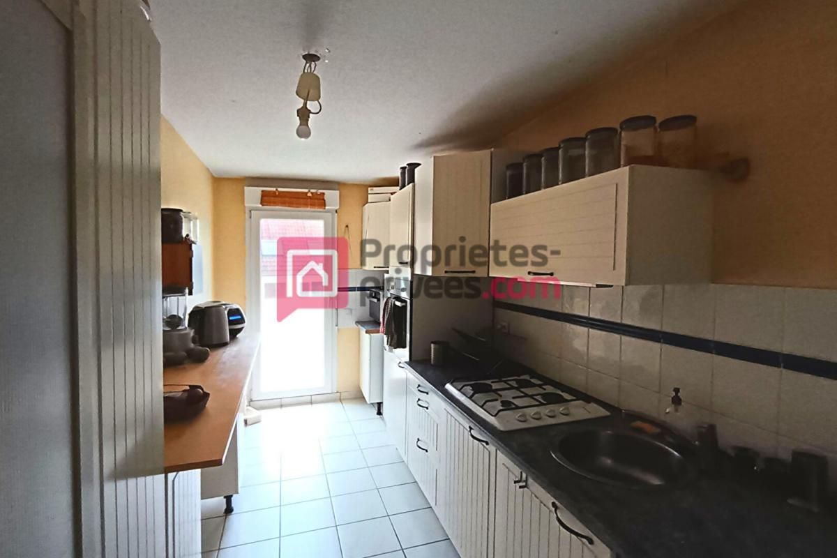 LAMPERTHEIM Appartement loué, 4 pièces avec garage et parking 3