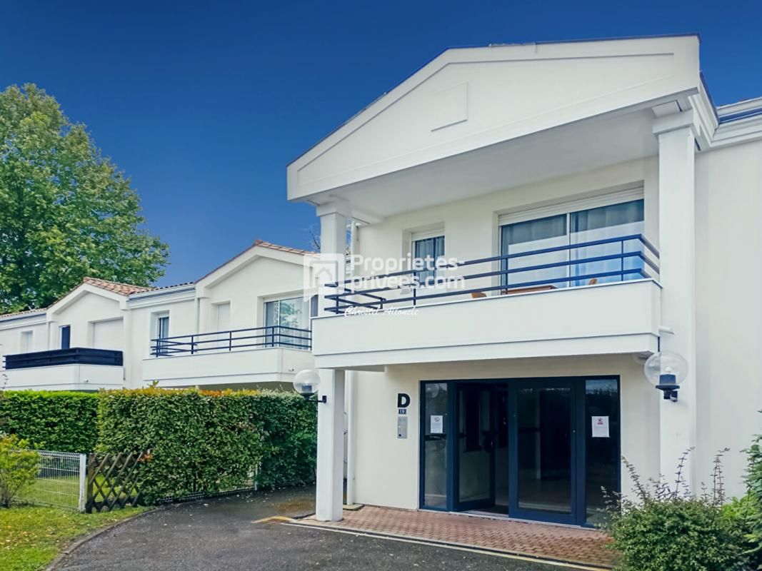 MERIGNAC MERIGNAC APPARTEMENT de 64 m2 avec JARDIN GARAGE PARKING 1