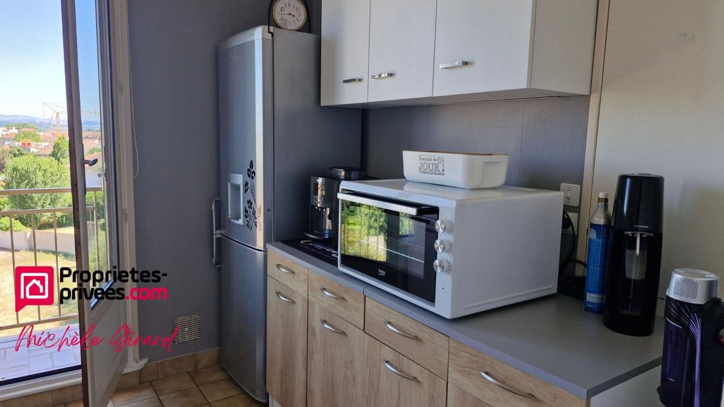 RIORGES RIORGES - APPARTEMENT T2 AVEC BALCON 1