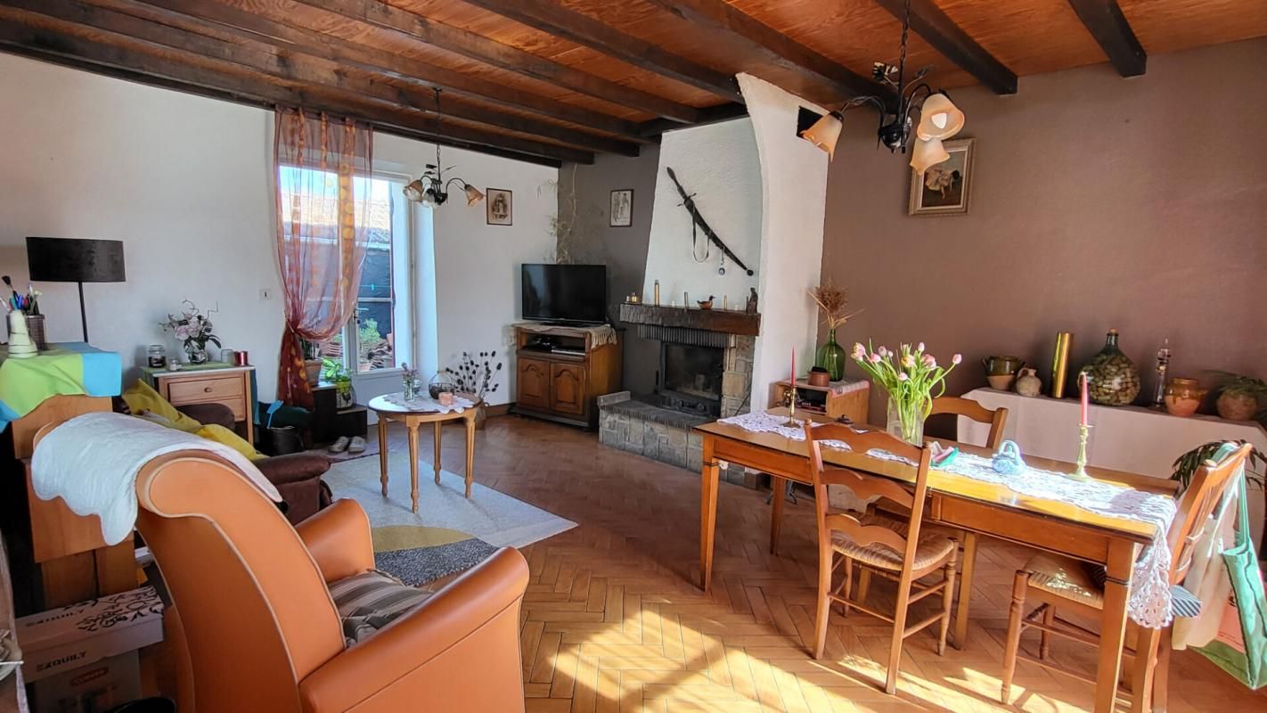 MUSSIDAN Maison proche centre ville Mussidan 5 pièces 92 m2 garage et parcelle de 470 m² 1
