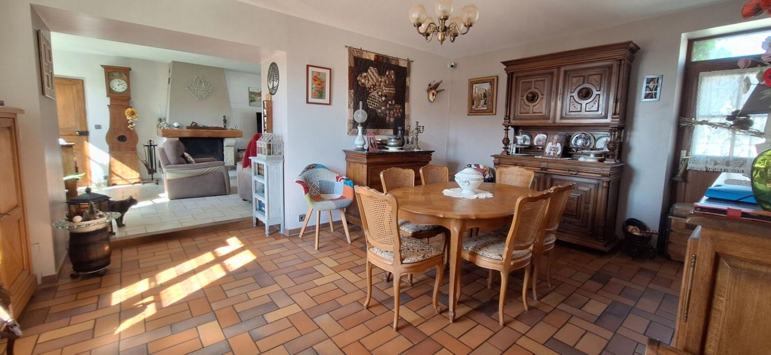 CREPY-EN-VALOIS Longère entre Crépy en Valois et Villers-Cotterêts 4