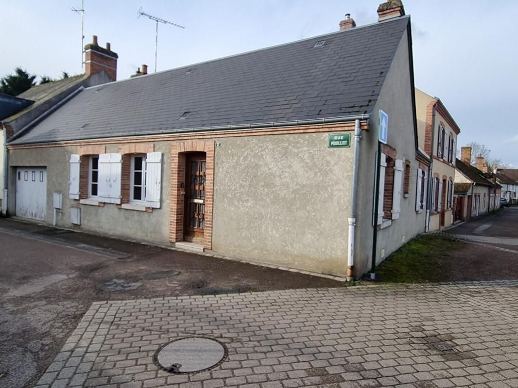 Maison de ville 2 chambres et beau salon-séjour