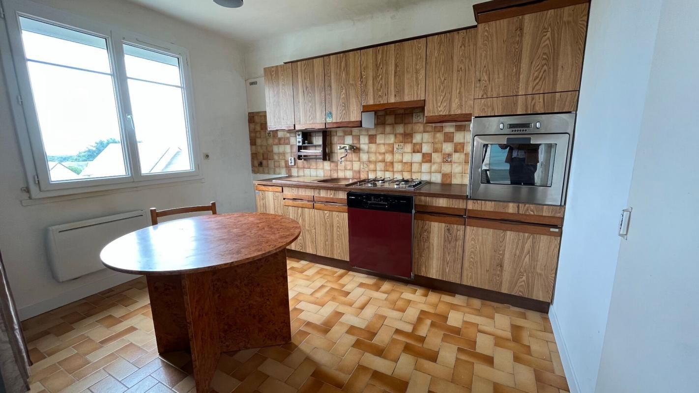 LA TURBALLE La Turballe - Maison d'environ 135 m² avec fort potentiel 2