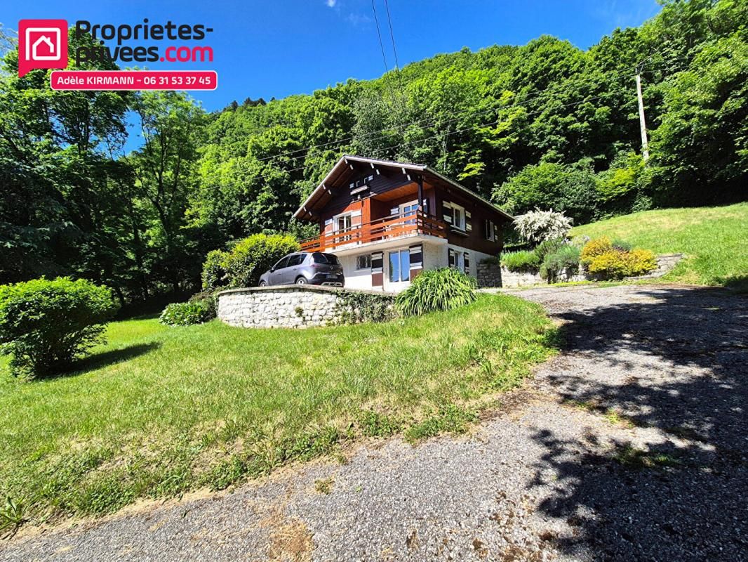 COLLONGES Chalet 90 m² sur grand terrain arboré, sans vis-à-vis - Collonges 01550 2
