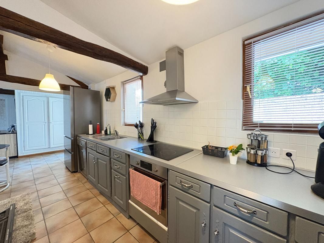 BOUILLY Très belle maison avec 4 chambres sur la commune de Bouilly 3