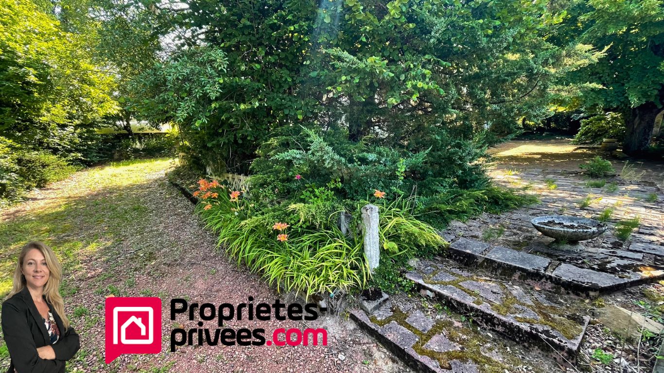 SAINT-NIZIER-SOUS-CHARLIEU Saint-Nizier-sous-Charlieu- Maison 5ch - jardin - garage 3