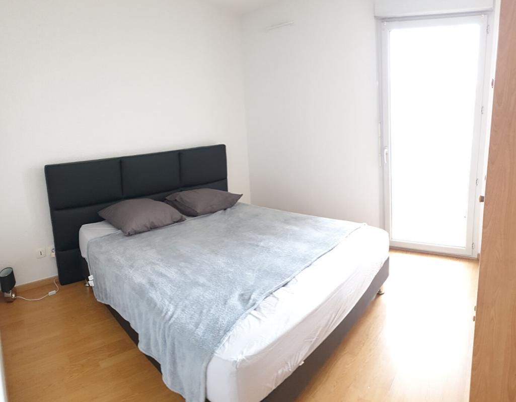 VILLEFRANCHE-SUR-SAONE Appartement Villefranche Sur Saone 2 pièces 42 m2 2