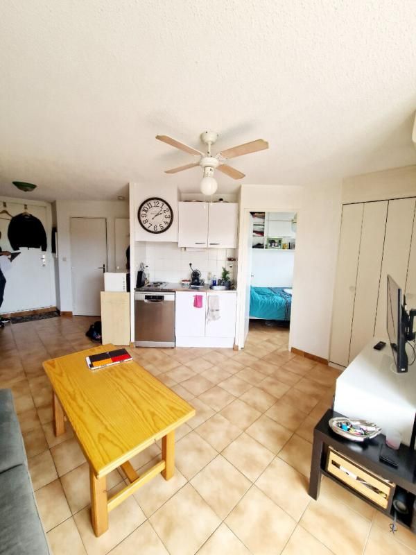 SAUSSET-LES-PINS A louer Appartement Sausset Les Pins 2 pièce(s) 30 m2 1