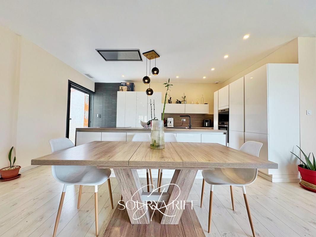 CARCASSONNE Maison Cazilhac 220 m2 3