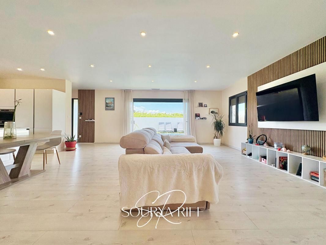 CARCASSONNE Maison Cazilhac 220 m2 4