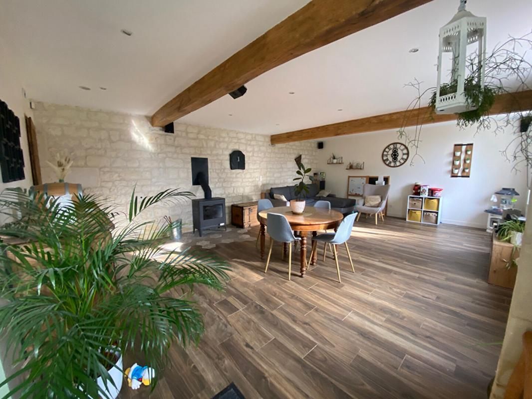 TESSON EXCLUSIVITE Maison charentaise 5 pièces 2