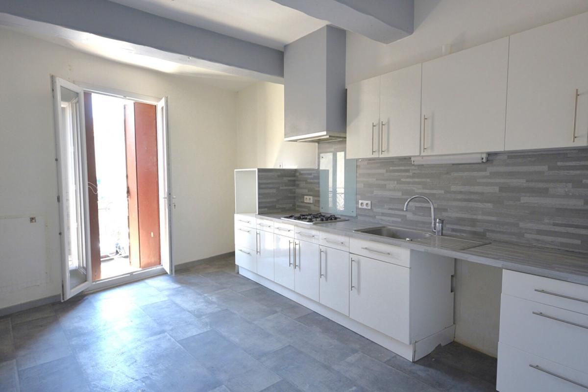 AGDE Belle Maison ville Agde T5 135 m2 terrasse parking 4