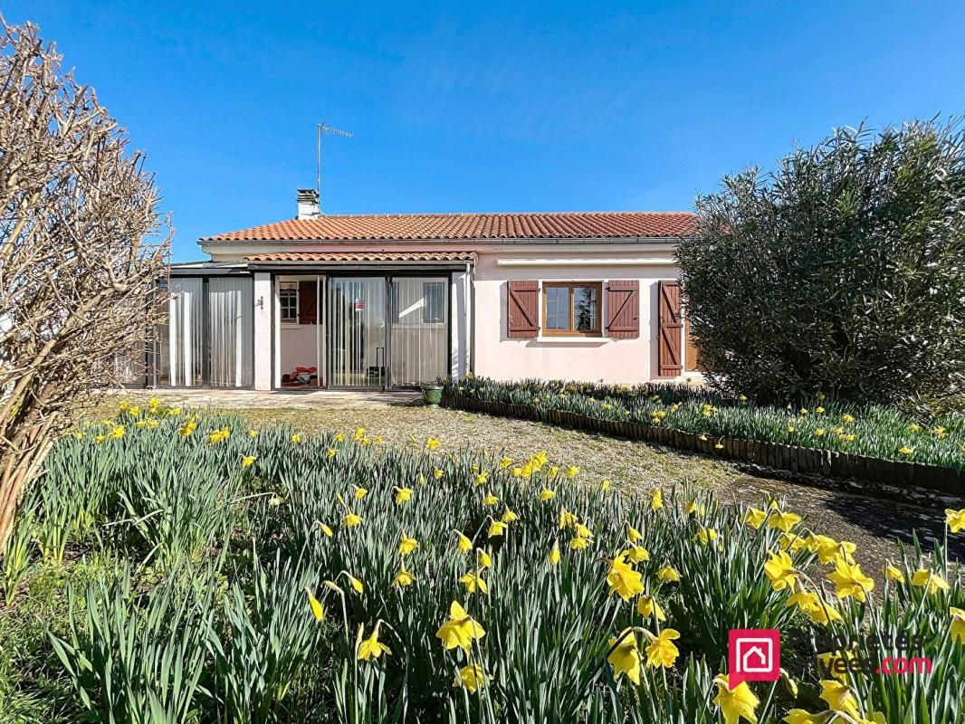 SAINT-XANDRE Bourg - Maison Plain-Pied 5 pièce(s) 90 m2 sur une magnifique parcelle piscinable de 1000m2