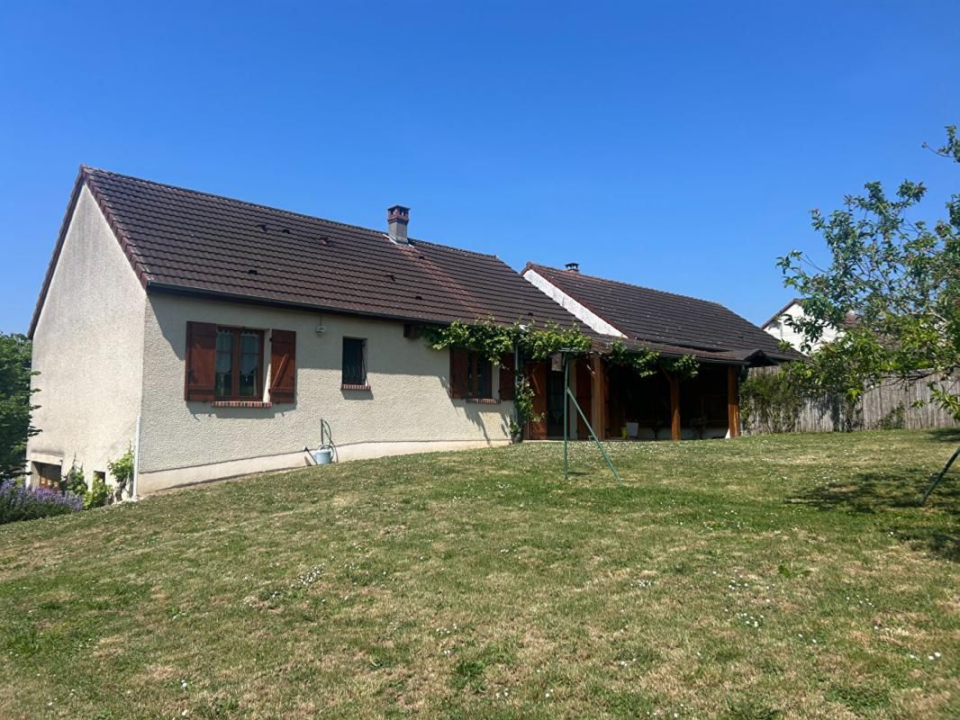 NEVERS Nevers-Montapins Maison 7 pièces 2
