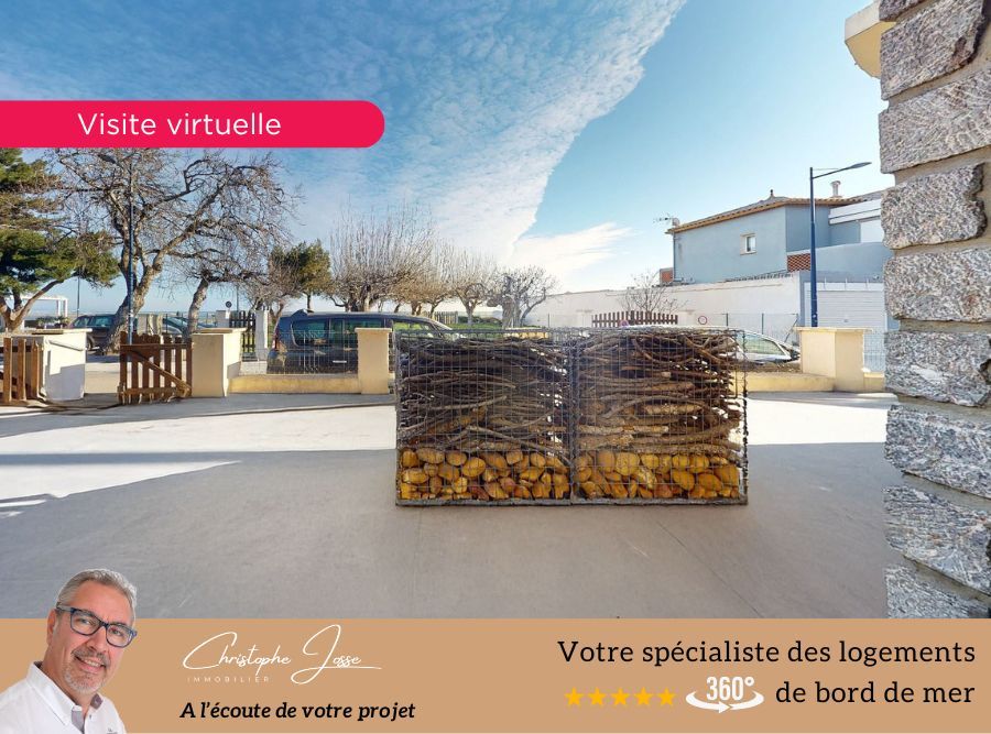 LA FRANQUI Ensemble immobilier en rdc dans Demeure de caractère vue mer 2