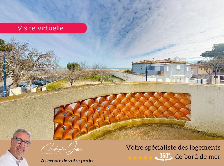 LA FRANQUI Ensemble immobilier au 1er étage dans Demeure de caractère vue mer 2