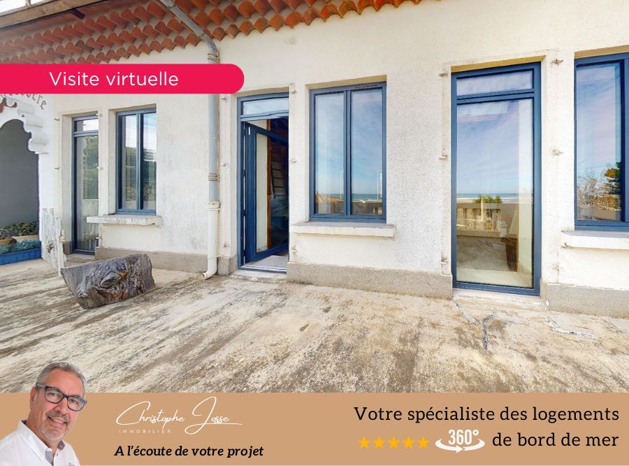 LA FRANQUI Plateau immobilier au dernier étage dans Demeure de caractère vue mer 4