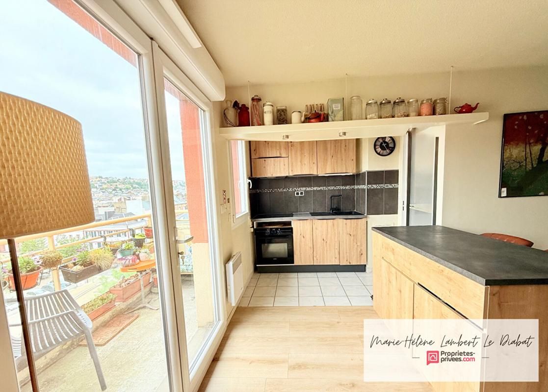 LE HAVRE À VENDRE - Secteur Sainte-Marie - Appartement Le Havre 3 pièce(s) 54 m2 - ASCENSEUR - BALCON - PARKING PRIVATIF 2